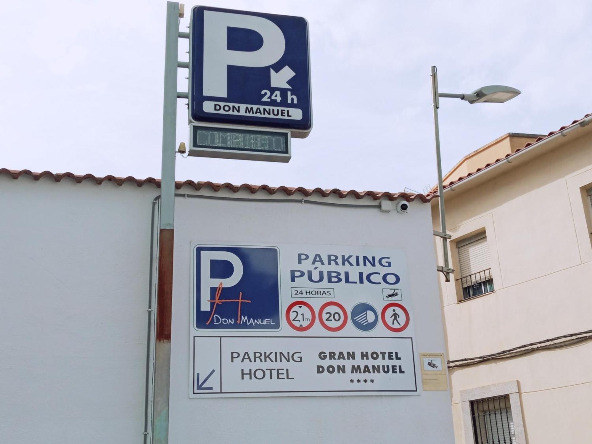 Apartamento La Almena 1 Junto A Plaza Mayor,2 Habitaciones, Parking Gratuito Касерес Экстерьер фото